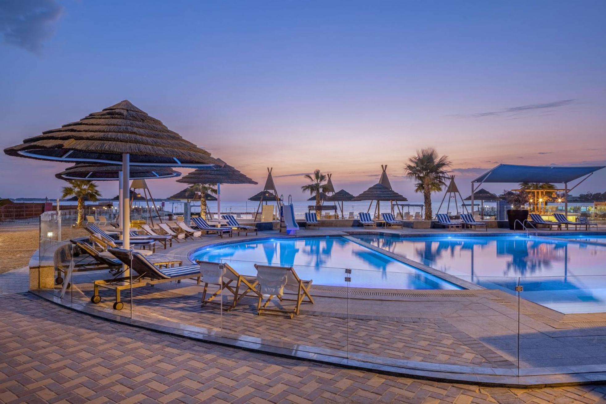 Braira Al Azizya Hotel & Resort Эль-Хубар Экстерьер фото
