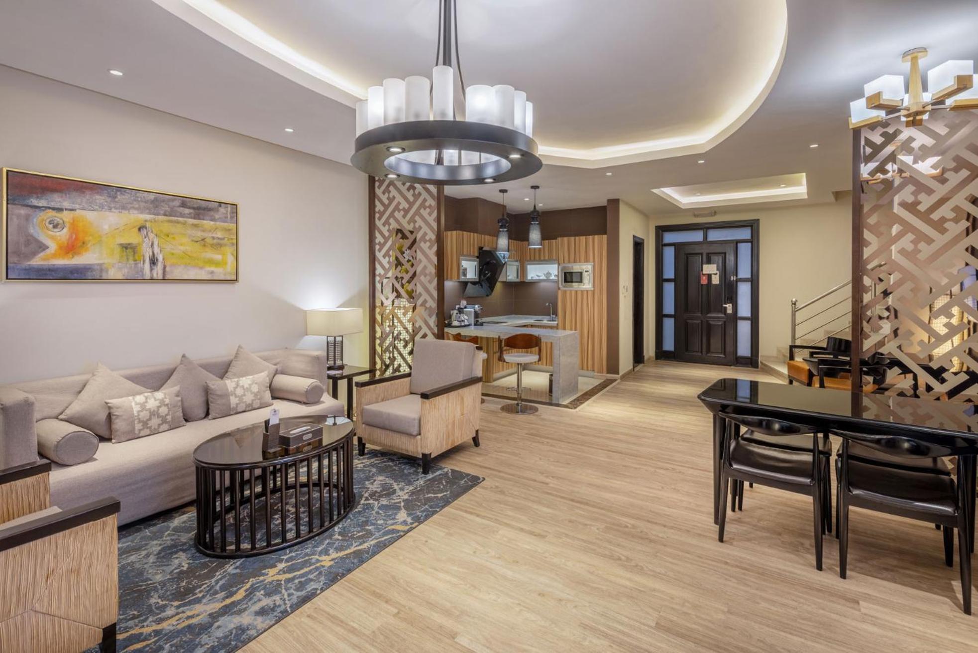 Braira Al Azizya Hotel & Resort Эль-Хубар Экстерьер фото